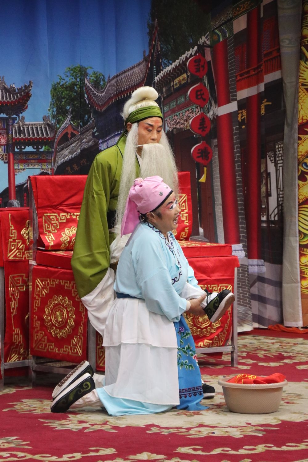 热烈祝贺河南曲剧《三子争父》于2023年7月23日在北京秀良戏迷大舞台