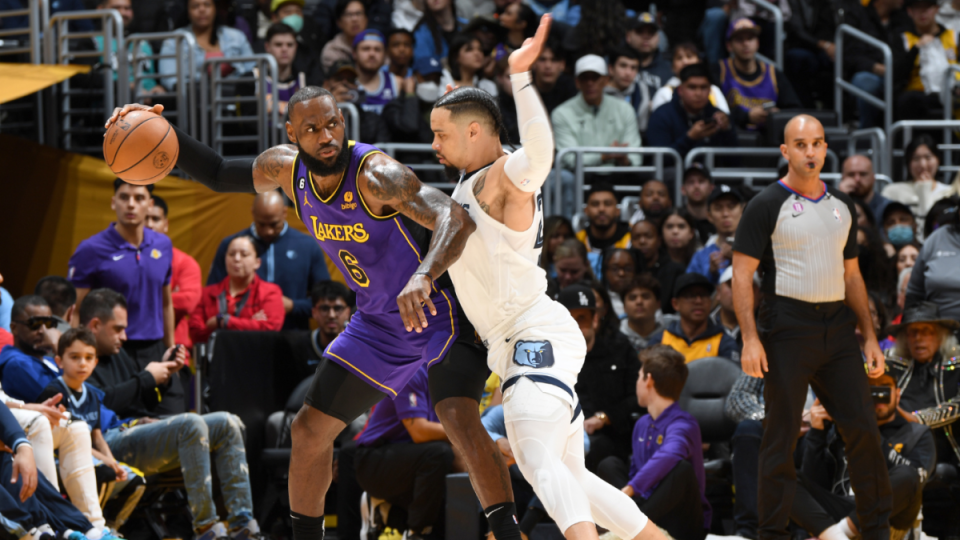 狄龙挑衅詹姆斯引热议!放话首轮淘汰湖人 库兹马:这哥们是个传奇