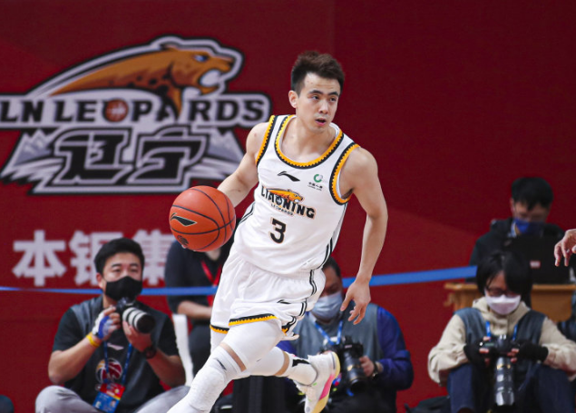 cba官宣前3战fmvp榜:赵继伟20.33继续领跑 有望蝉联——顶端新闻